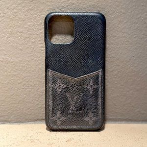 Authentic $450 SOLD OUT Louis Vuitton iPhone Pallas Bumper phone case